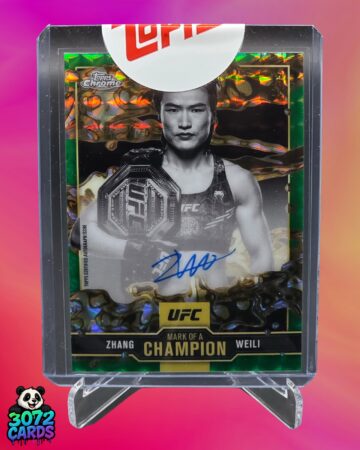 Zhang Weili auto /99<br>
2025 Topps Chrome<br>
UFC
